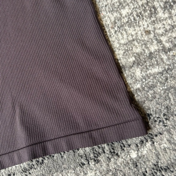 AMAZON Mocha Ribbed Racerback Tank - Picture 2 of 4